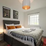 Stylish Apartment In Cardiff City Centre