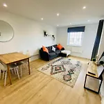 Stylish Apartment In Cardiff City Centre