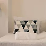 Large Modern House By Property Promise