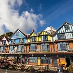 Beachcliff Hotel
