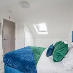 Cardiff Luxe Living Apartments