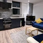 Sapphire Strathnairn Apartment