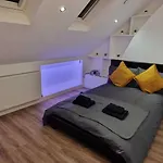 Sapphire Strathnairn Apartment
