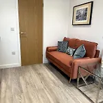 Cosy 1 Bedroom Apartment In Cardiff