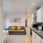 2 Bedroom Aprtmnt For Upto 6 Nr Centre, Uni &Parks