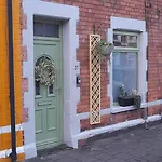 Just The Splott! Sleeps 6, 8 Mins To Stadium.