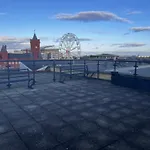 Emerald Apartment-2Bed 2Bath Cardiff Bay,City Centre Apartment