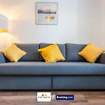 Stylish 2 Bedroom Townhouse By Stirkmartin Stays Short Lets & Serviced Accommodation Cardiff With Free Parking & Sleeps5