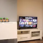 Chic & Trendy Studio