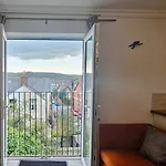 Thompson Apartments By Switchback Stays