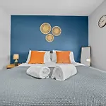 The Oasis Suite