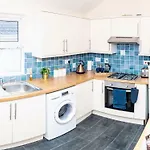 The Louis Armstrong- Modern 3 Bedroom Apartment, Super Close To The City Centre