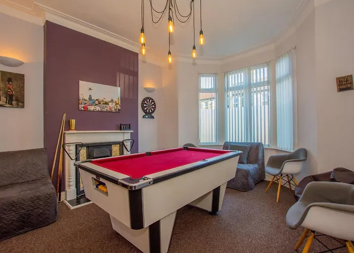 By Lushlets - City Centre Hot Tub Pool Table - Great For Hens Stags & Rugby Groups!