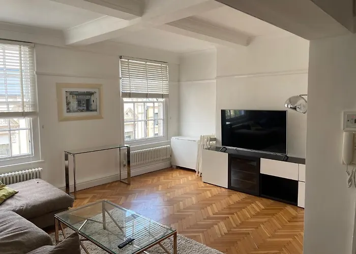 Fabulous Penthouse In Cardiff City Centre