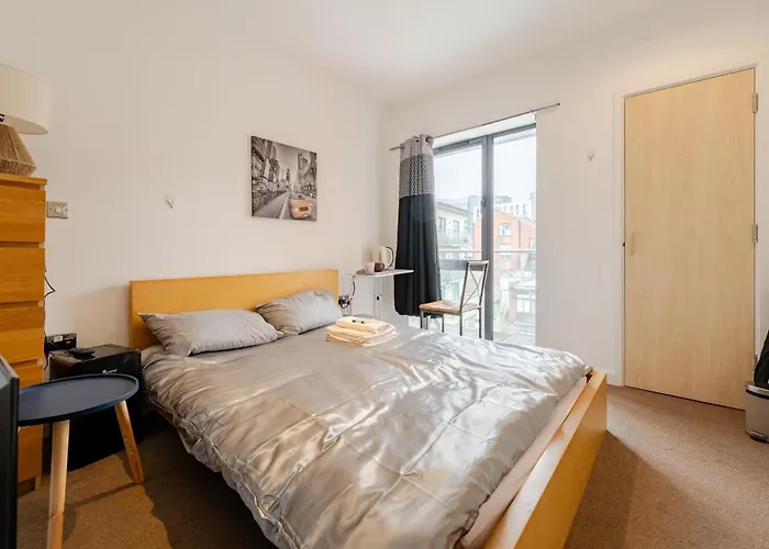 Room In Cardiff City Center - Swiftstay