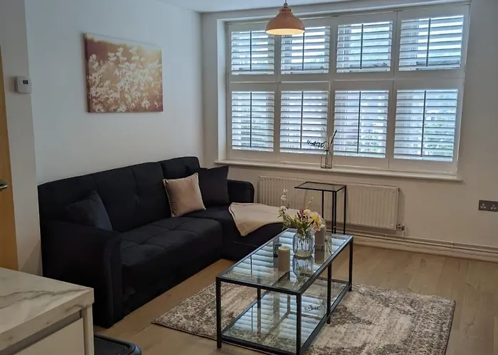2-Bed Apartment Heart Of Cardiff