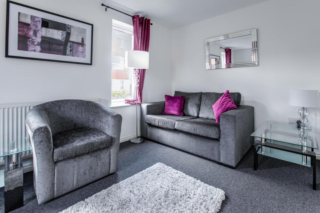 Holiday home Watkins House By Cliftonvalley Cardiff