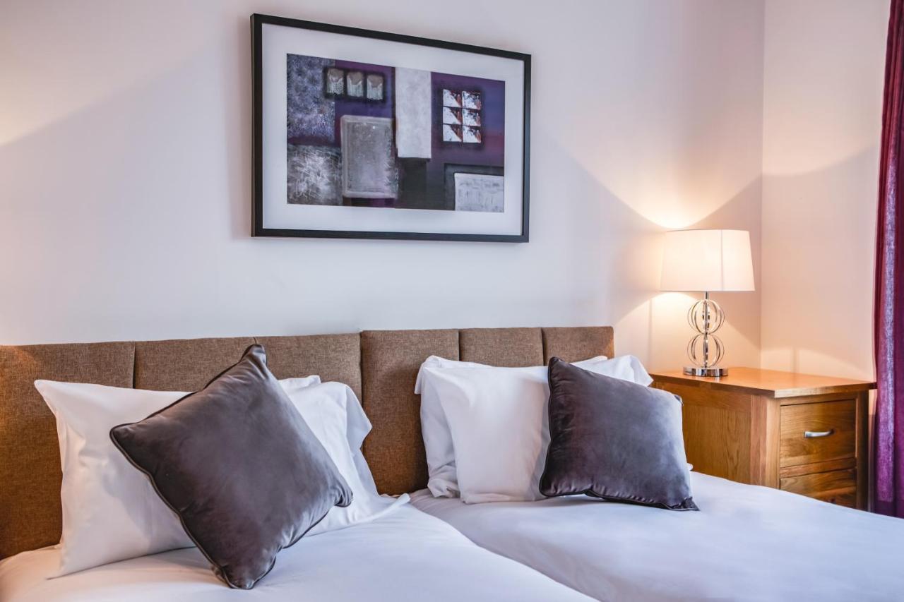 Holiday home Watkins House By Cliftonvalley Cardiff