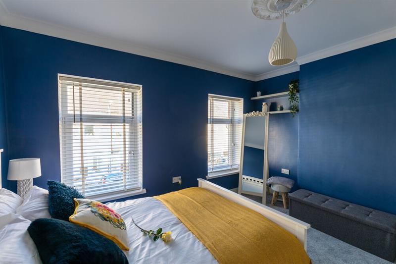 The Hollywood - Beautiful 3 Bedroom House Cardiff