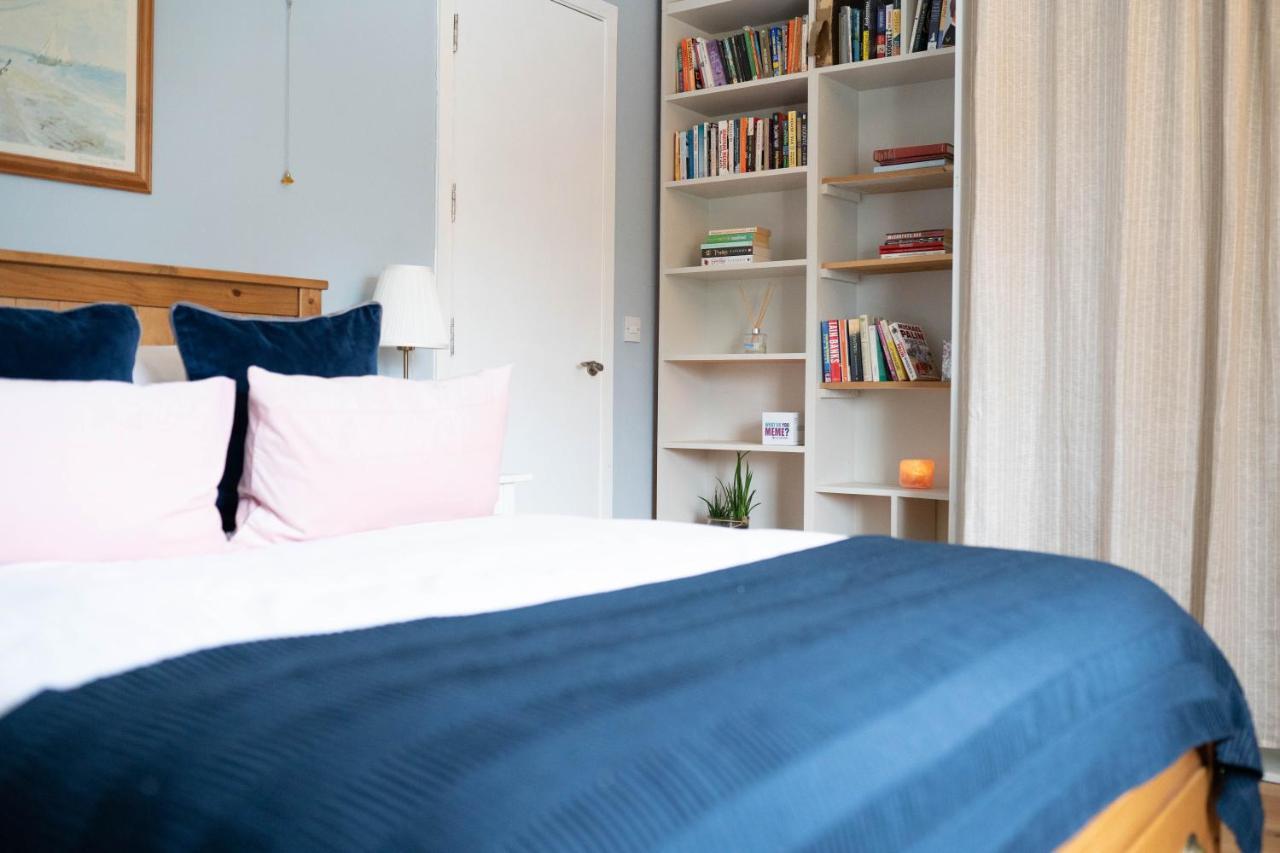 The Loft At 82 Cathedral With Parking Cardiff