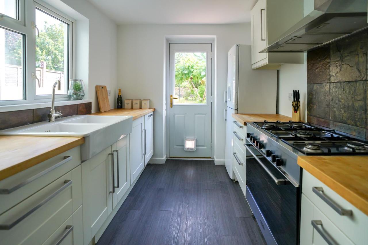 Traditional House Near City Centre Cardiff