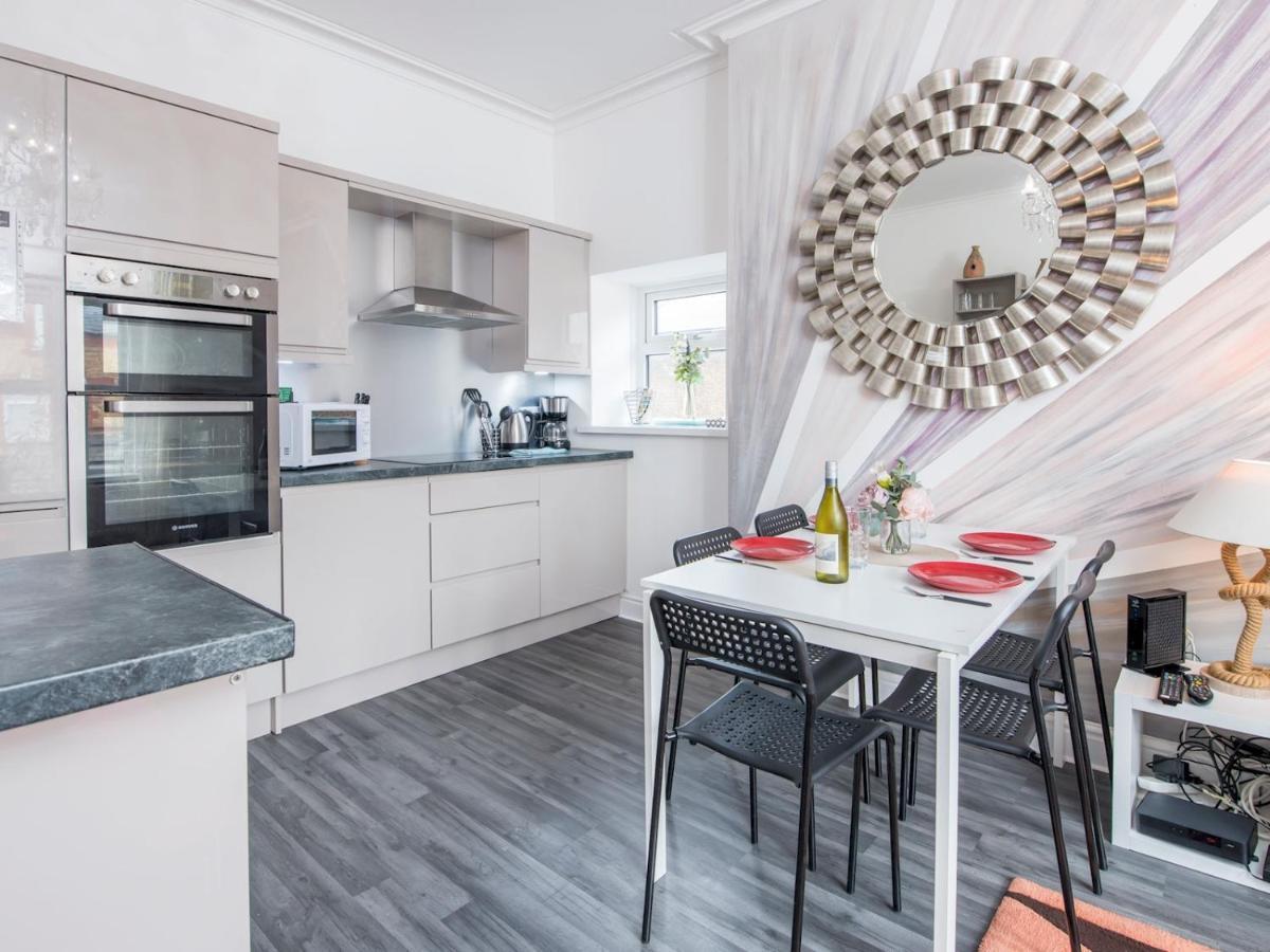 Apartment Pass The Keys Spacious 3 Bedroom In Trendy Canton! Cardiff