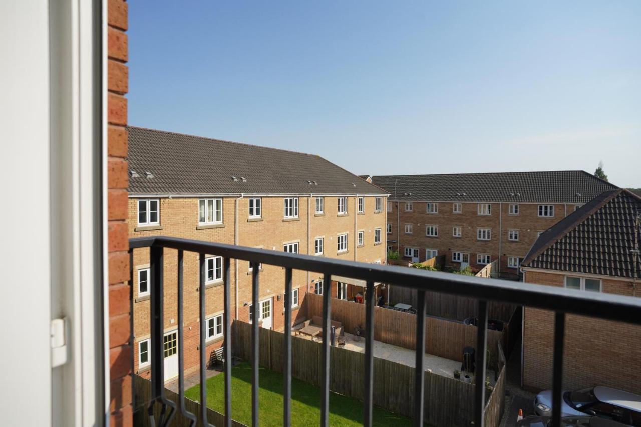 Apartment Stylish With Private Parking