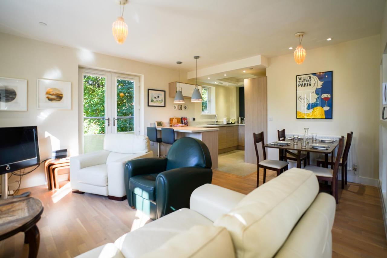 Royal Stuart Lane - Townhouse By The Bay With Parking
