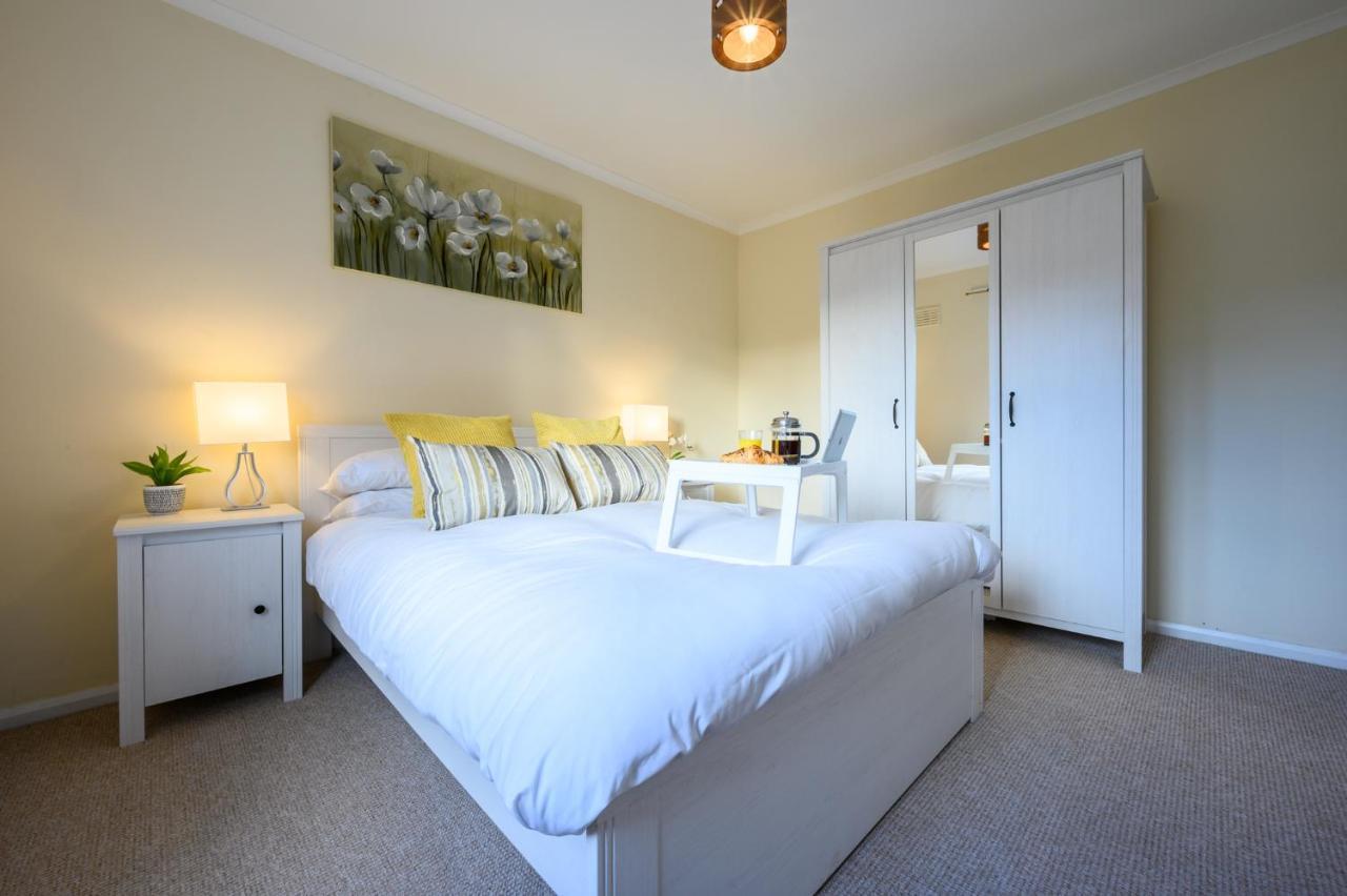 Apartment Cathays Heights, By Ty Sa - A Stylish Spacious 2 Bed Apartment. Convenient For City Centre & Hospital. Cardiff