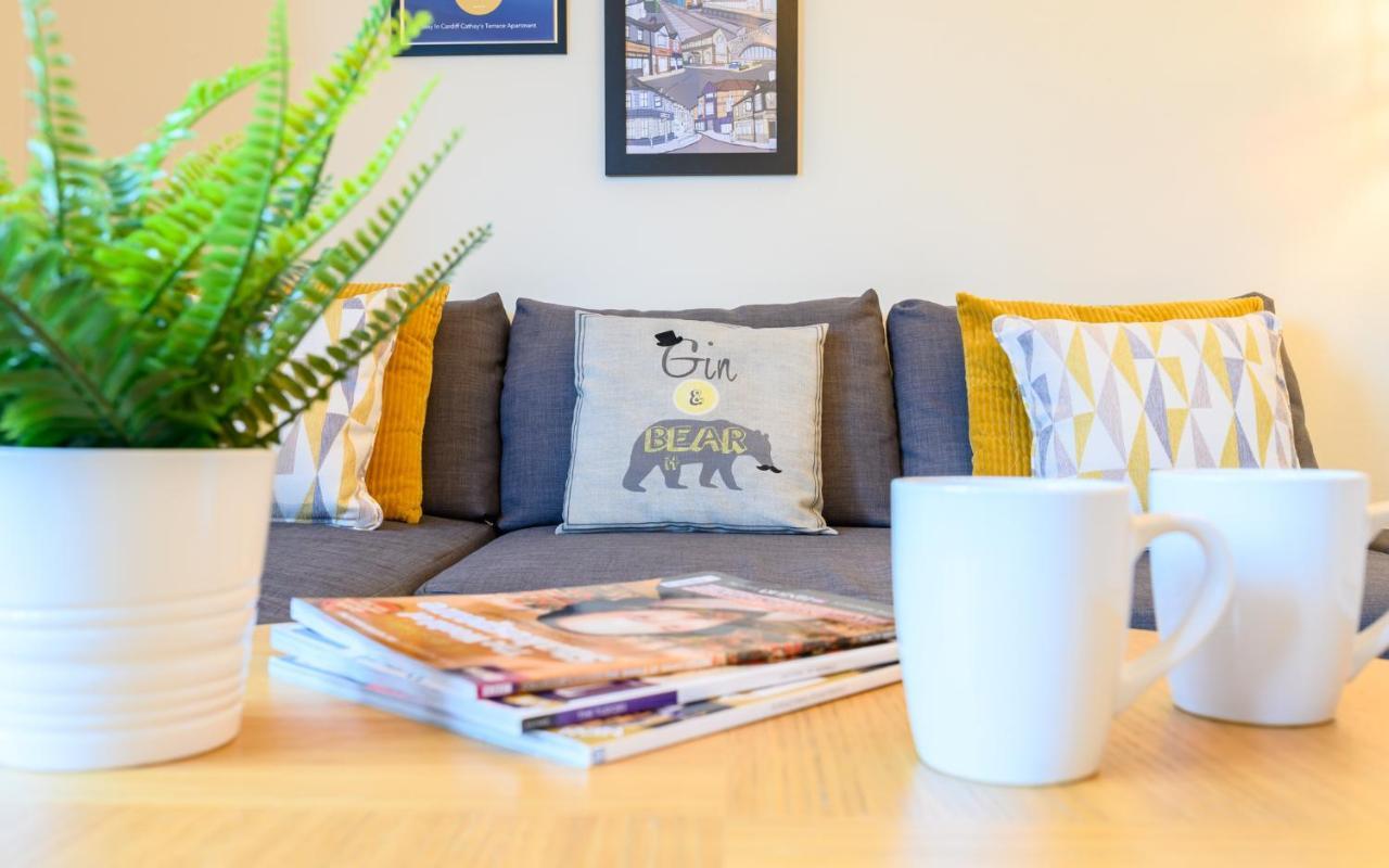 Cathays Heights, By Ty Sa - A Stylish Spacious 2 Bed Apartment. Convenient For City Centre & Hospital. Apartment Cardiff