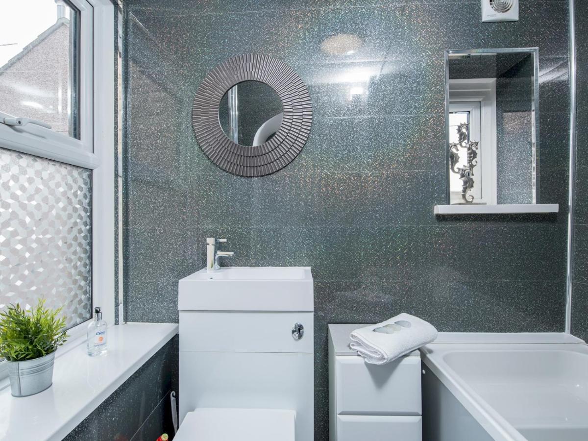 Pass The Keys Spacious 3 Bedroom In Trendy Canton! *