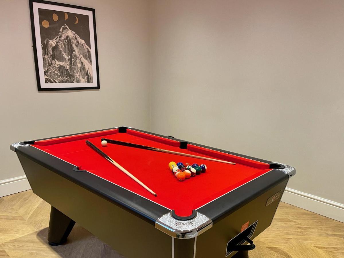 Large House Near Victoria Park For Groups, 10 Mins Bus To Centre *