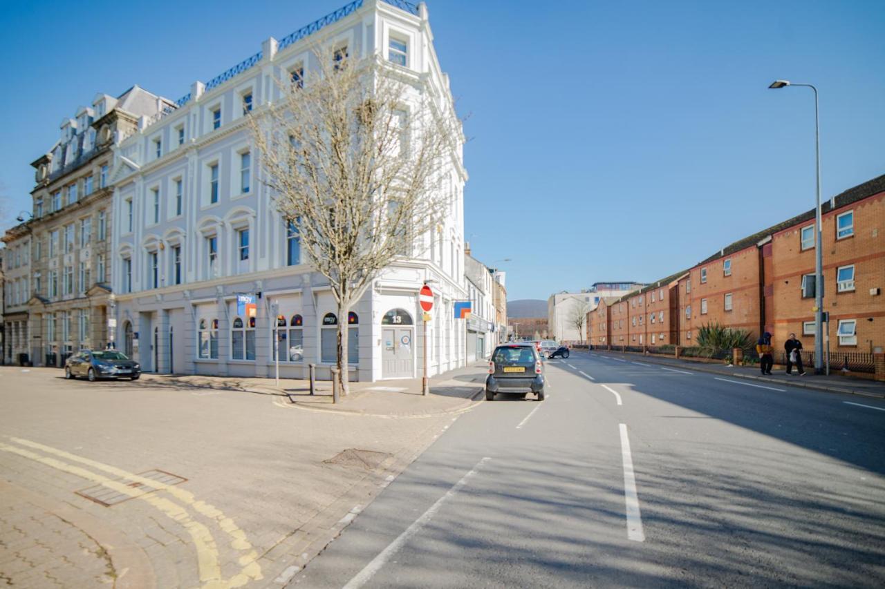 Apartment In Bay Mount Stuart Square Panoramic Bay Views Cardiff
