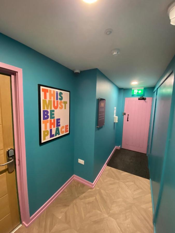 Aaron Wise - 51 Fitzhamon Apartment Cardiff