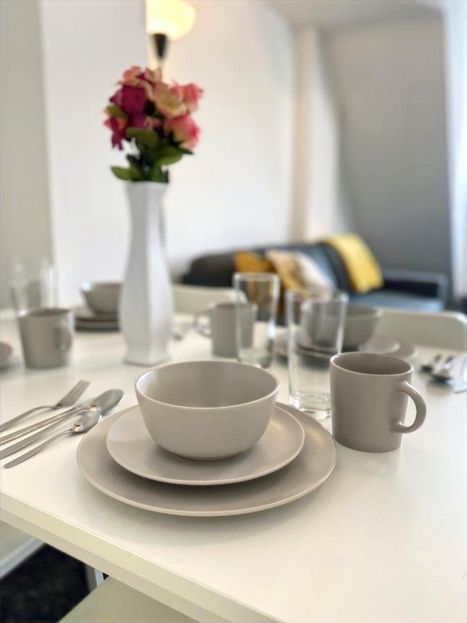 The Brook - Long Offer - Sleeps 6 - Central House By Cto Serviced *