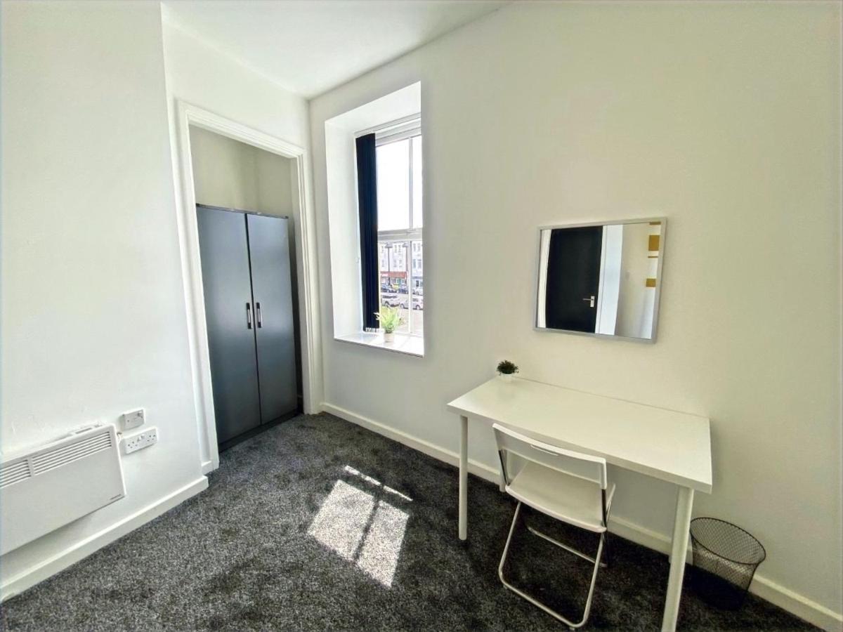 The Brook - Long Offer - Sleeps 6 - Central House By Cto Serviced Apartment Cardiff