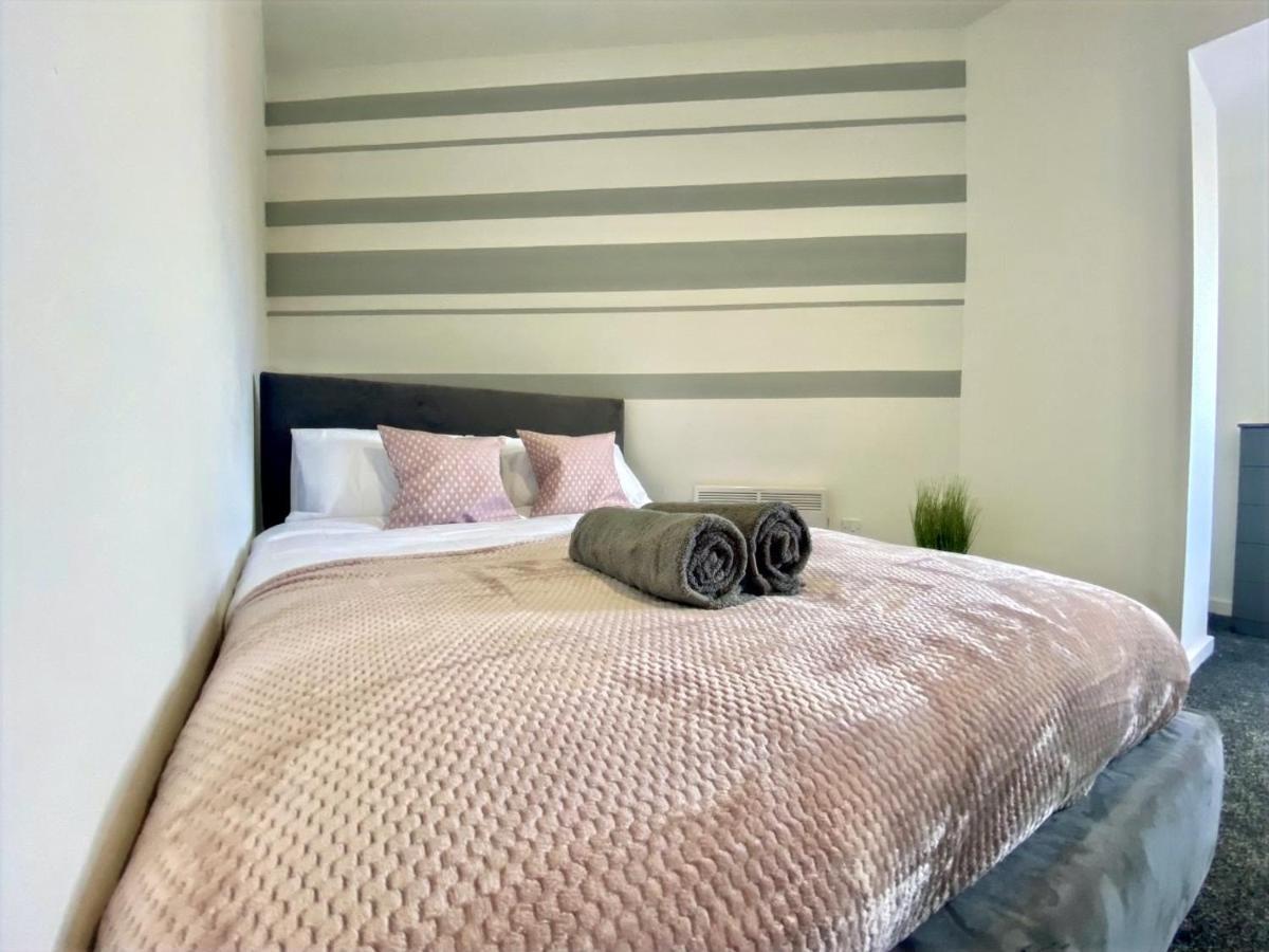 The Brook - Long Offer - Sleeps 6 - Central House By Cto Serviced Apartment Cardiff