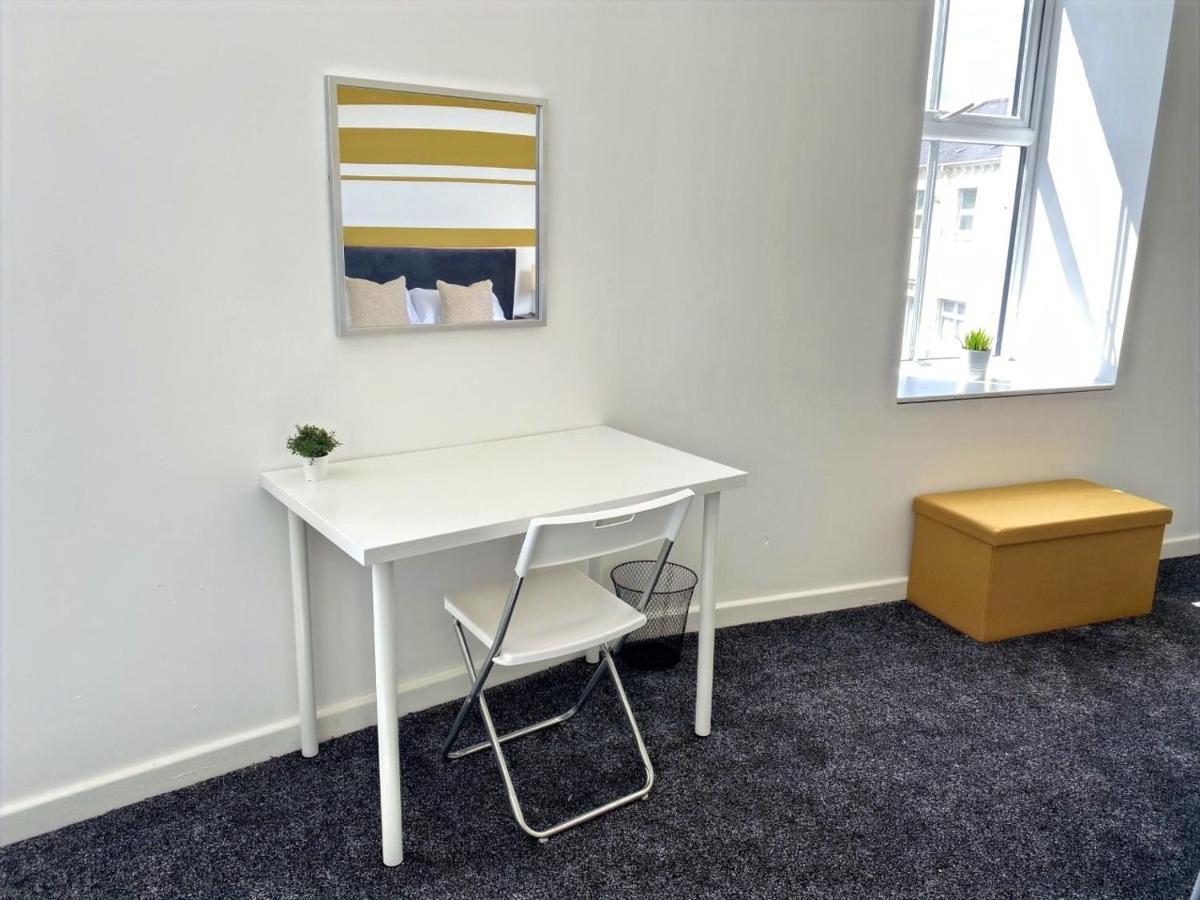 The Brook - Long Offer - Sleeps 6 - Central House By Cto Serviced Apartment Cardiff