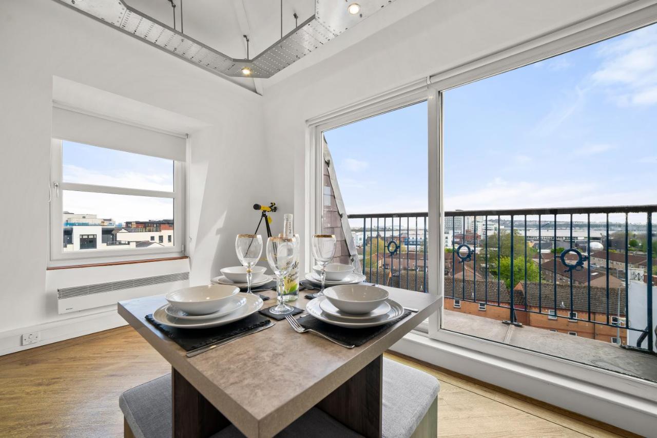 Apartment In Bay Mount Stuart Square Panoramic Bay Views *