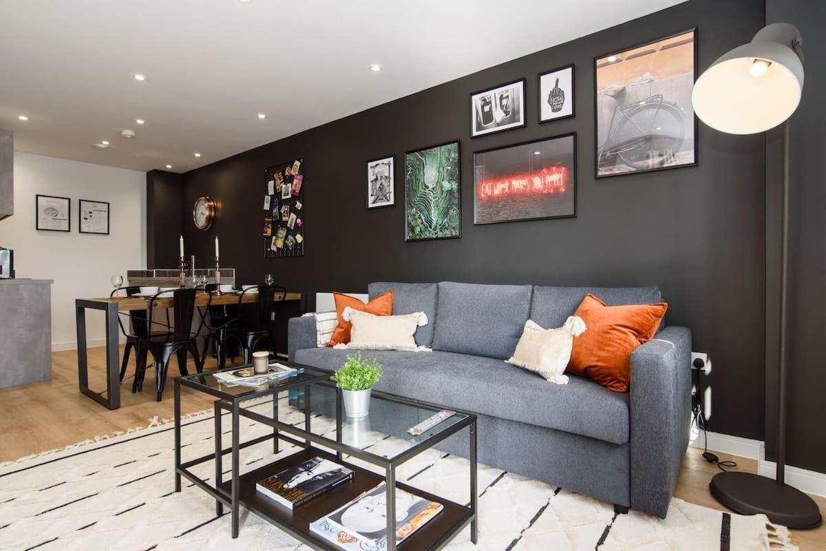 Apartment Stylish In City Centre