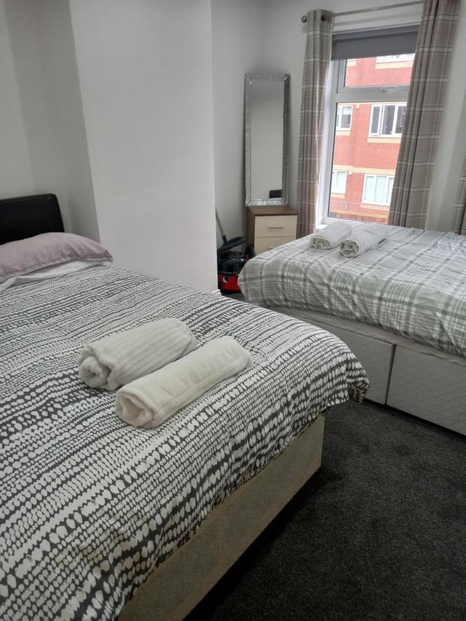 With Roof Terrace Close To City Centre Cardiff