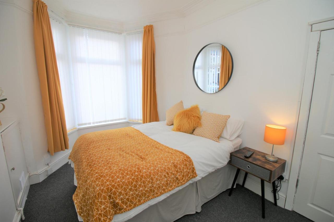 Holiday home Three Bedroom Townhouse - Free Local Parking - By Promise Cardiff