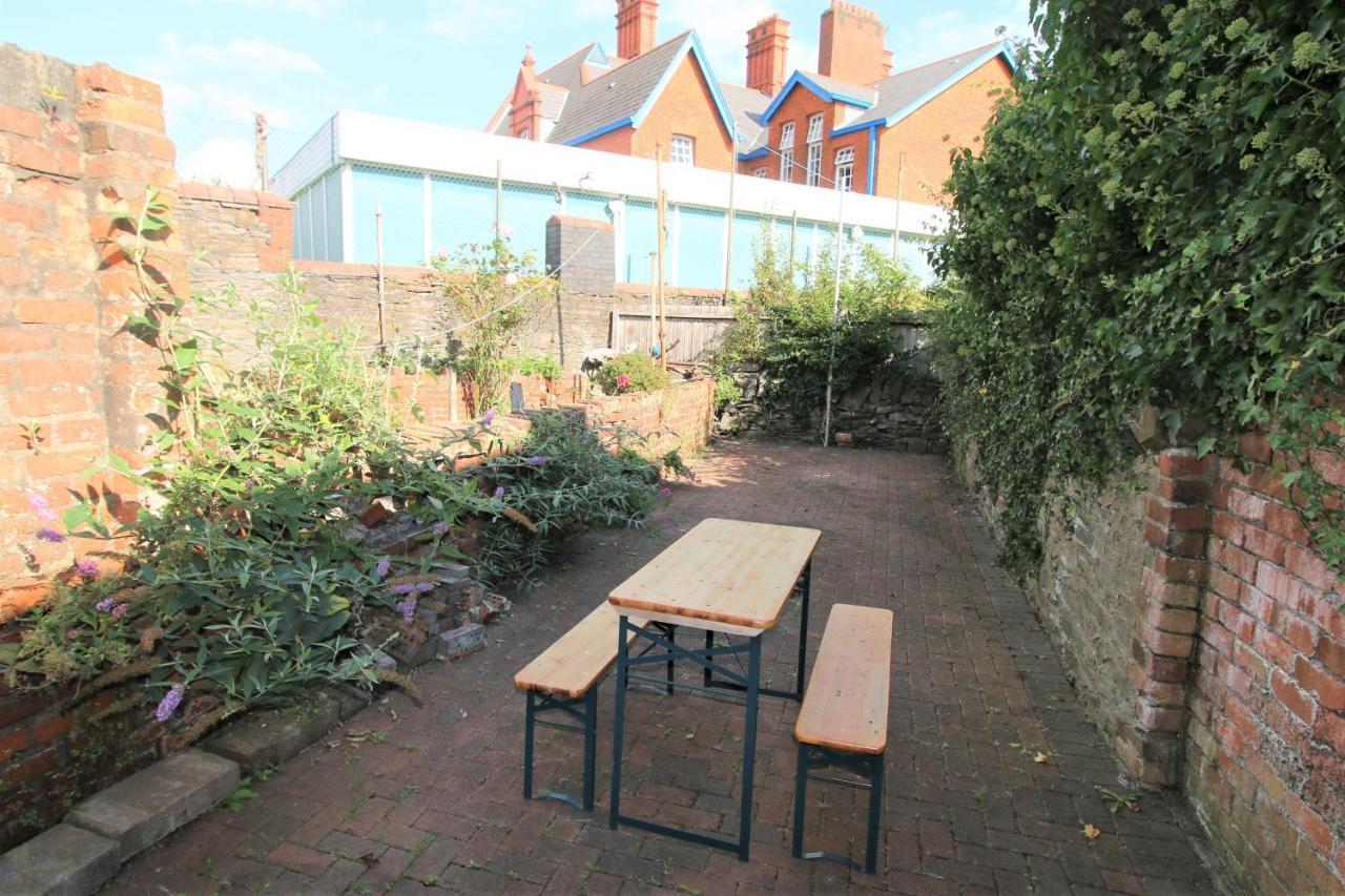 Holiday home Three Bedroom Townhouse - Free Local Parking - By Promise Cardiff