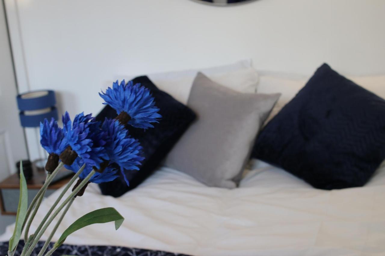 Holiday home Three Bedroom Townhouse - Free Local Parking - By Promise *