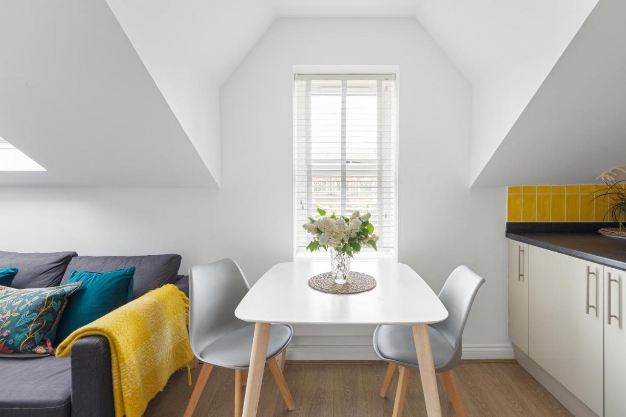 Apartment Albany 2 By Black Door *