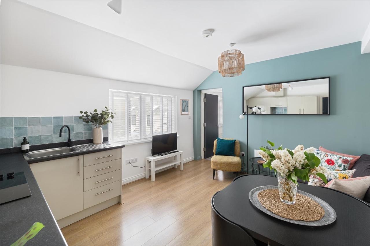 Apartment Albany 2 By Black Door *