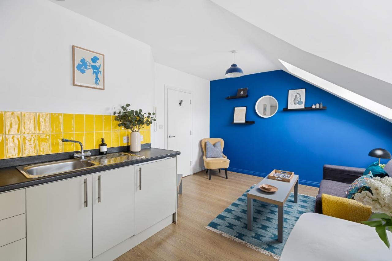 Apartment Albany 2 By Black Door *