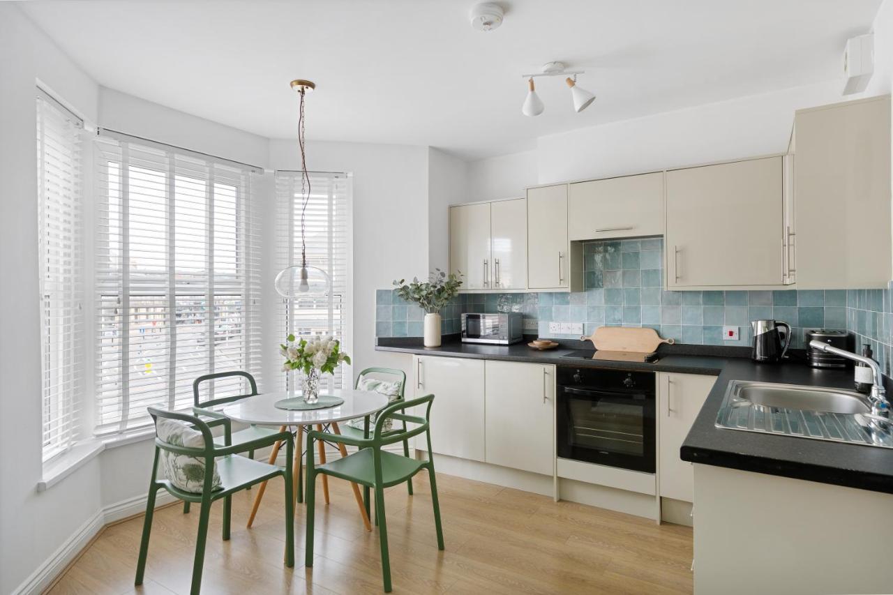 Apartment Albany 2 By Black Door