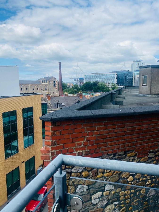 Stylish In City Centre Apartment *