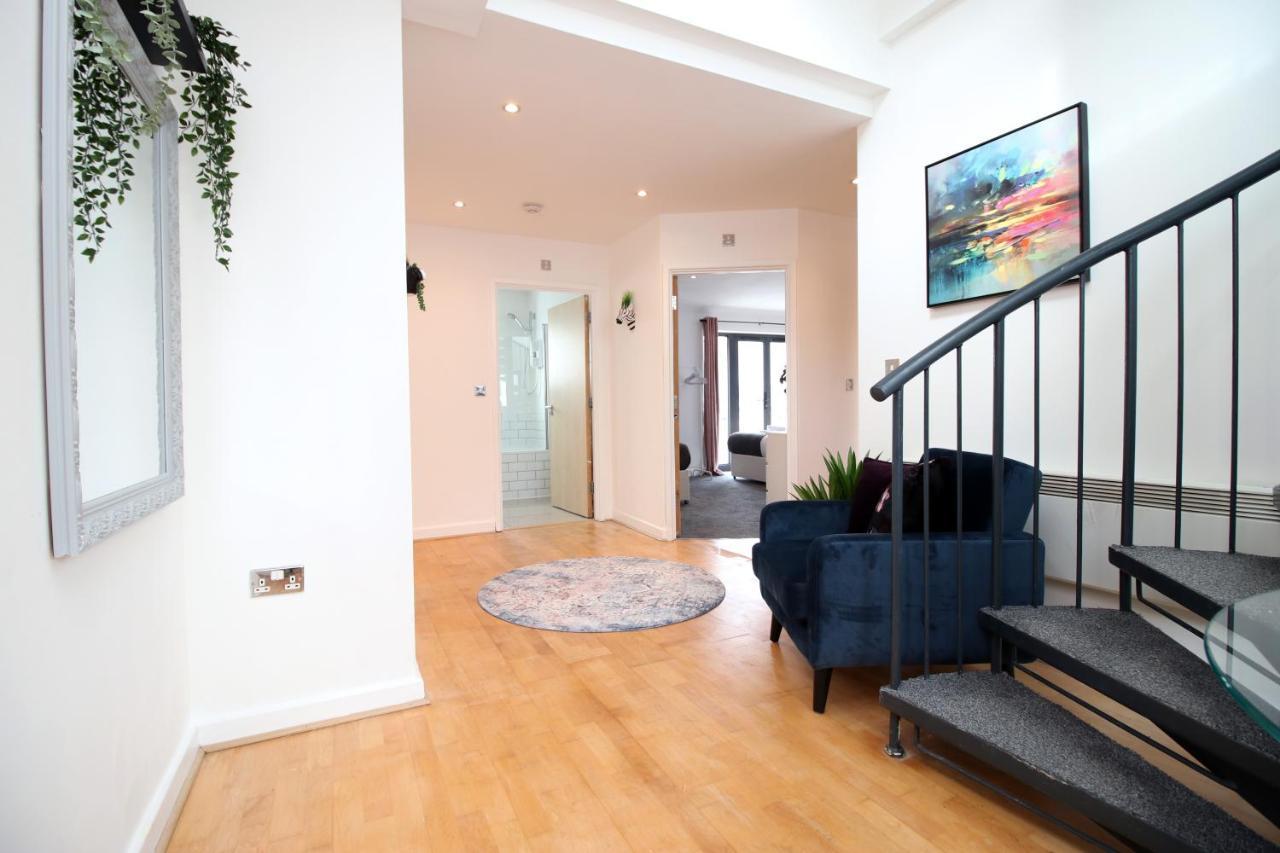 Robyn's Nest By Ty Sa Apartment Cardiff